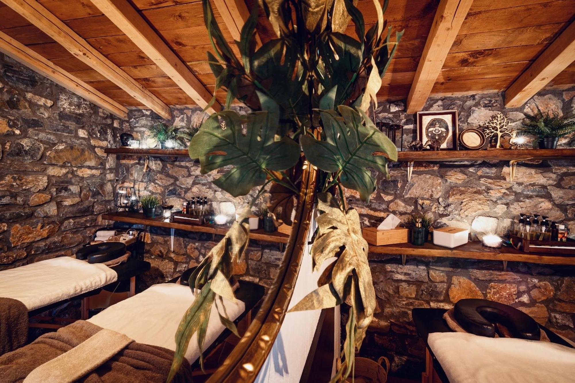 4 Seasons Premium Chalet بالايوس أجيوس أثناسيوس المظهر الخارجي الصورة
