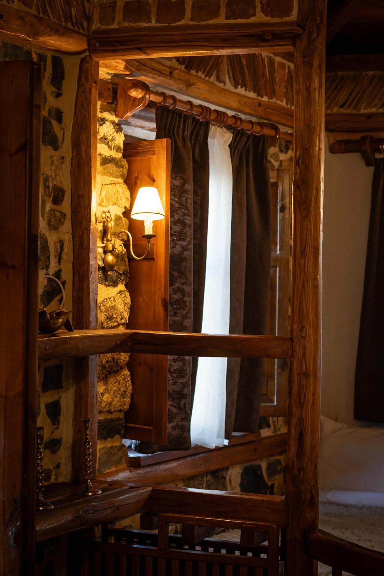 4 Seasons Premium Chalet بالايوس أجيوس أثناسيوس المظهر الخارجي الصورة