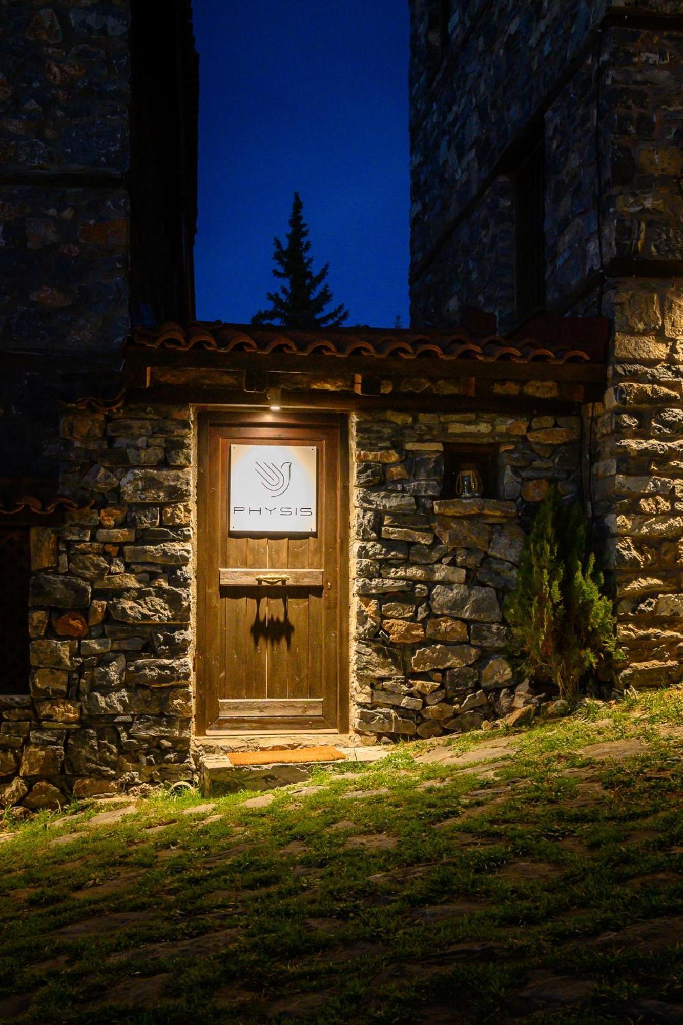 4 Seasons Premium Chalet بالايوس أجيوس أثناسيوس المظهر الخارجي الصورة