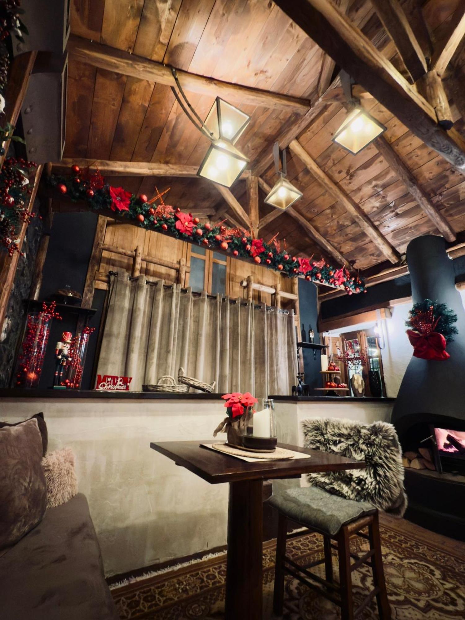 4 Seasons Premium Chalet بالايوس أجيوس أثناسيوس المظهر الخارجي الصورة